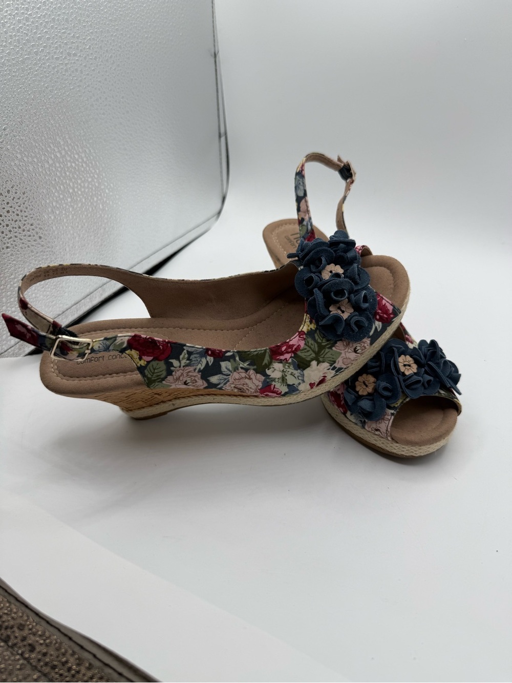 Hotter Comfort Concept Floral Slingback Wedge Sz 7.5
